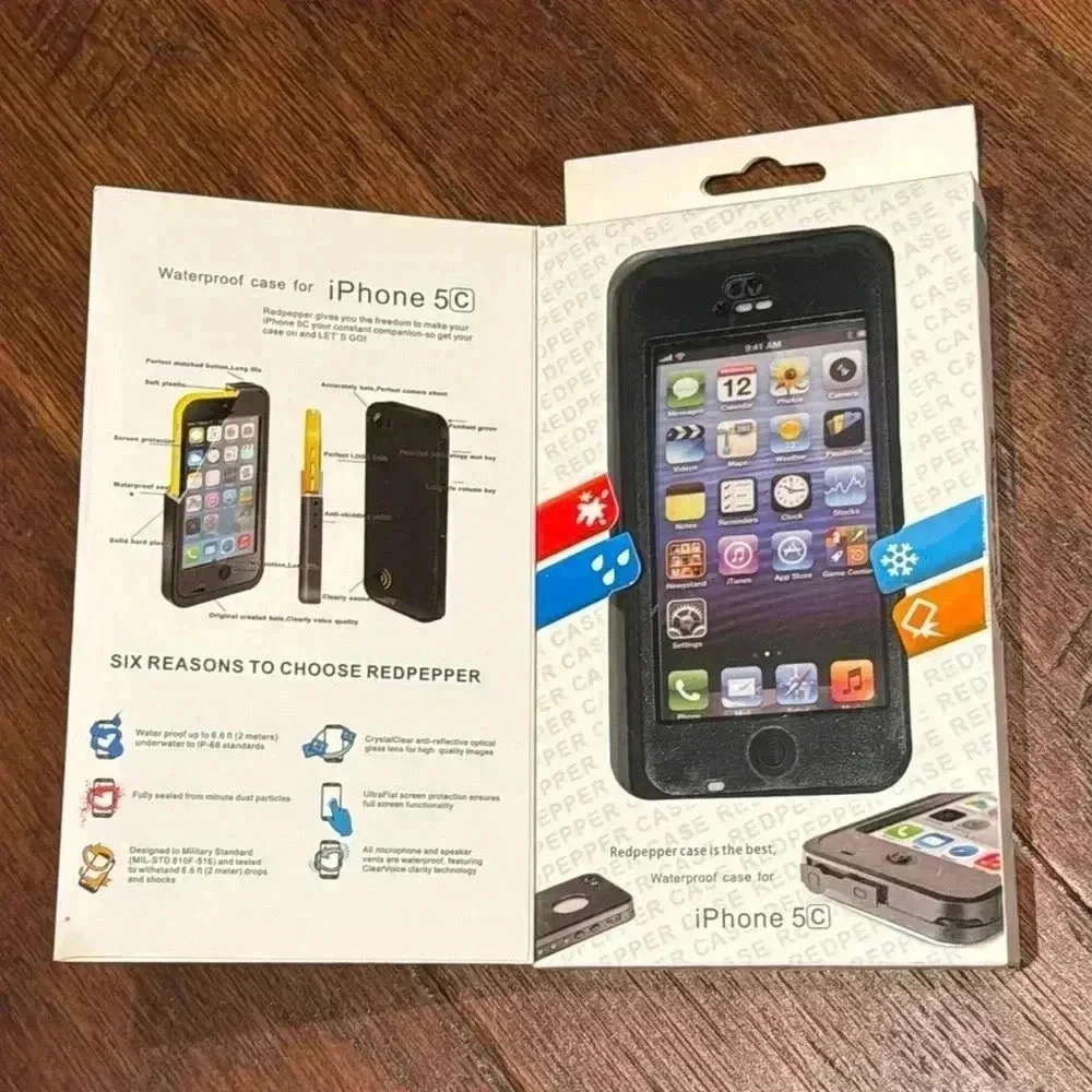 NWT! iPhone 5C REDPEPPER Black Waterproof Case
